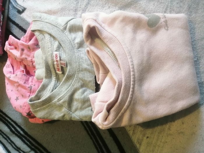 Lot fille haut taille 6 ans - photo numéro 3