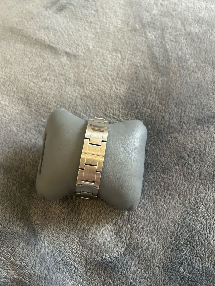 Montre - photo numéro 3