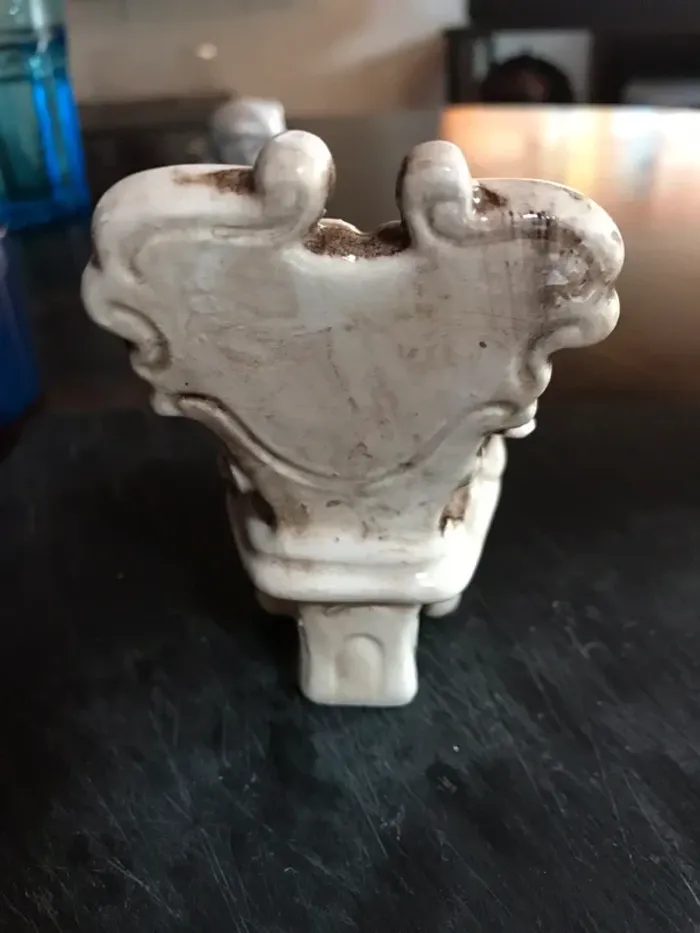 Petit fauteuil, chaise en porcelaine céramique Vintage TBE - photo numéro 3