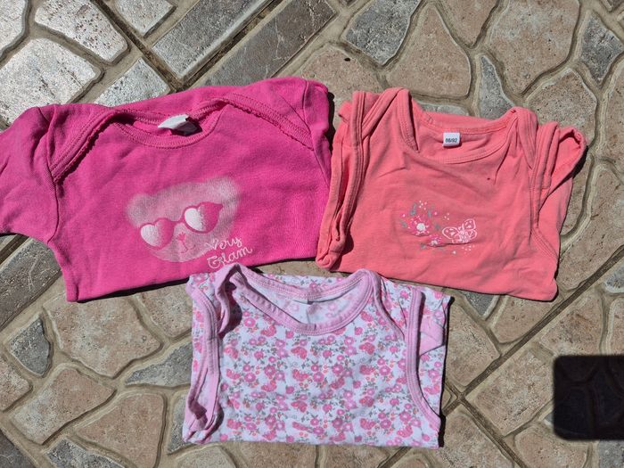 Lot vêtements fille 2 ans