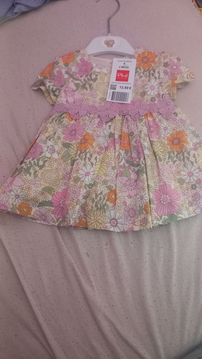 Robe avec sa culotte  bébé fille