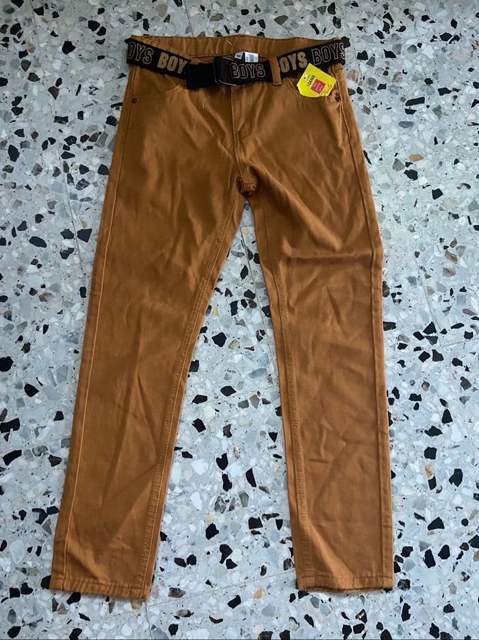 Pantalon camel avec ceinture