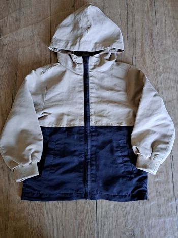 Coupe vent taille 3&4 ans