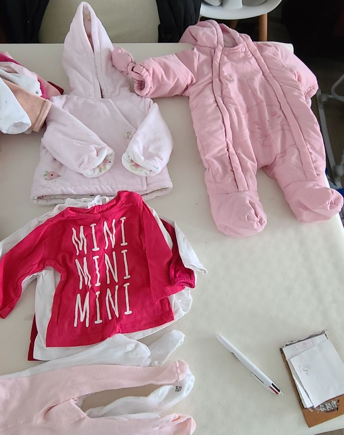 47 vêtements 3 mois