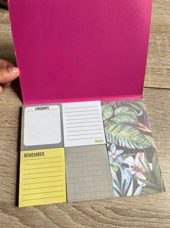 Carnet mémo post’it neuf
