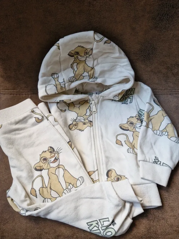 Ensemble Disney 9/12mois