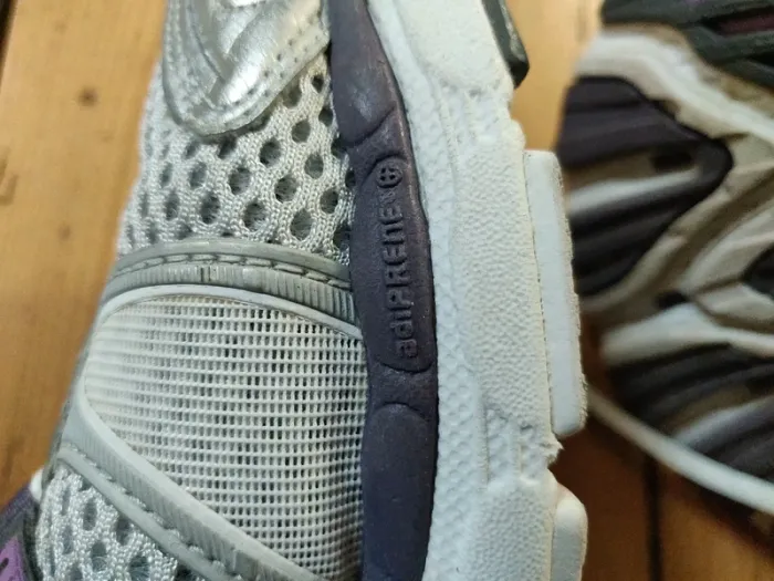 Running Adidas Response Cushion Adiprene+ 16th edition grises et violettes. Taille 41 1/3 - photo numéro 6