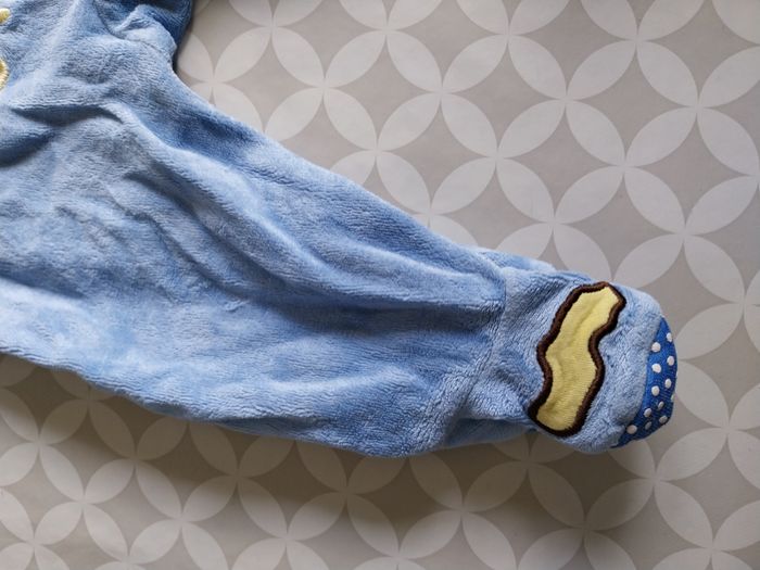 Pyjama Winnie l'Ourson Disneyland Resort Paris - 6 mois - Velours bleu & jaune - photo numéro 7