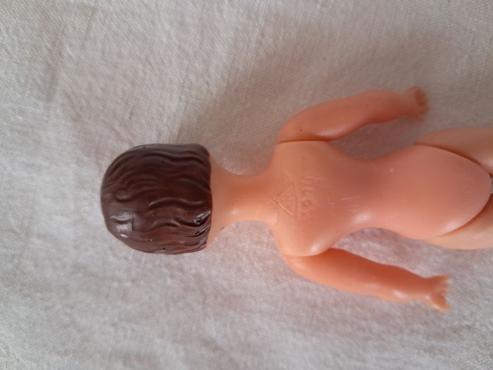 Poupée ancienne Ari + 1 vêtement Hauteur 11 cm - photo numéro 6