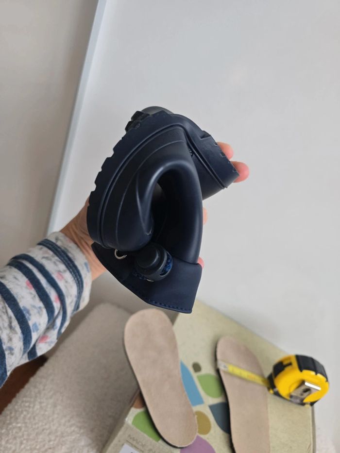 p.23 Igor Barefoot botte de pluie - photo numéro 18