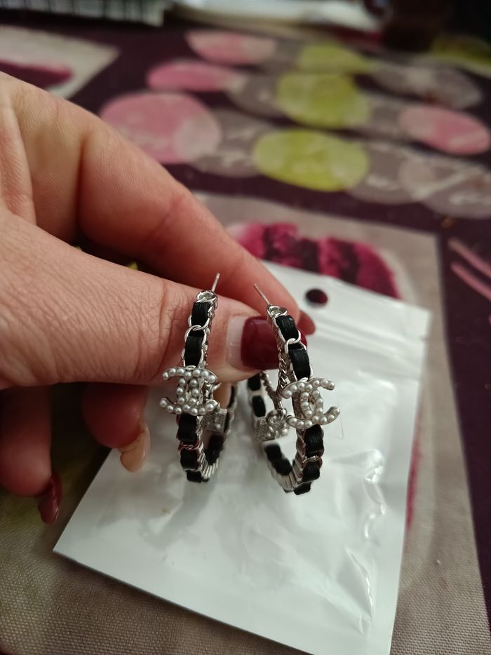 Boucle d'oreille - photo numéro 2