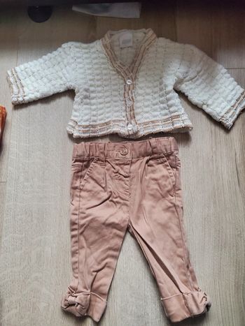 🌴 Ensemble 2 pièces gilet fait main + pantalon beige taille 3 mois