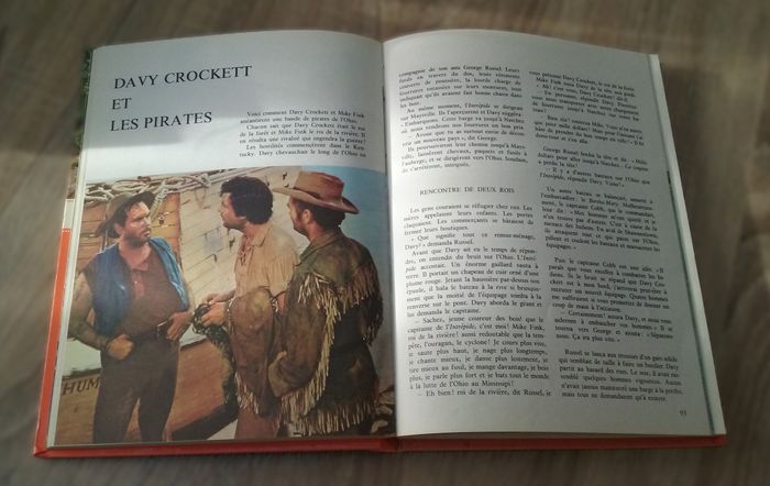 Livre "Le monde enchanté de Walt Disney" 1974 - photo numéro 5