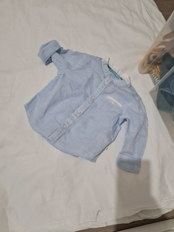 Chemise obaibi 9 mois excellent etat