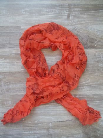 Etole soyeuse orange de boulangère