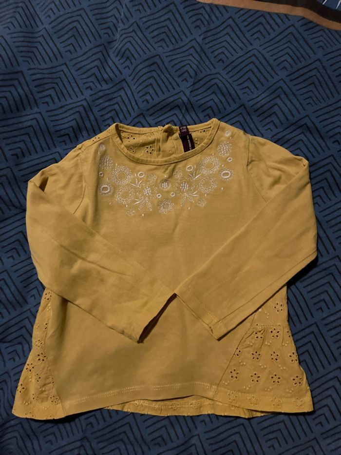 Haut jaune 3 ans
