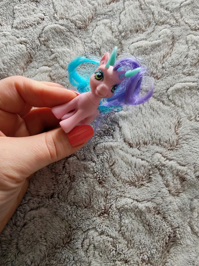 Little poney Butterfly figurine de petit poney rose