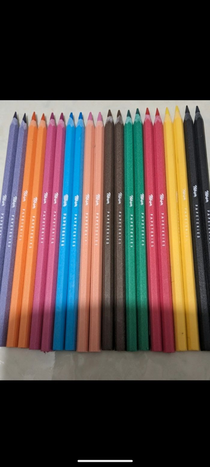 Lot de 20 crayons de couleur Pichon. - photo numéro 4