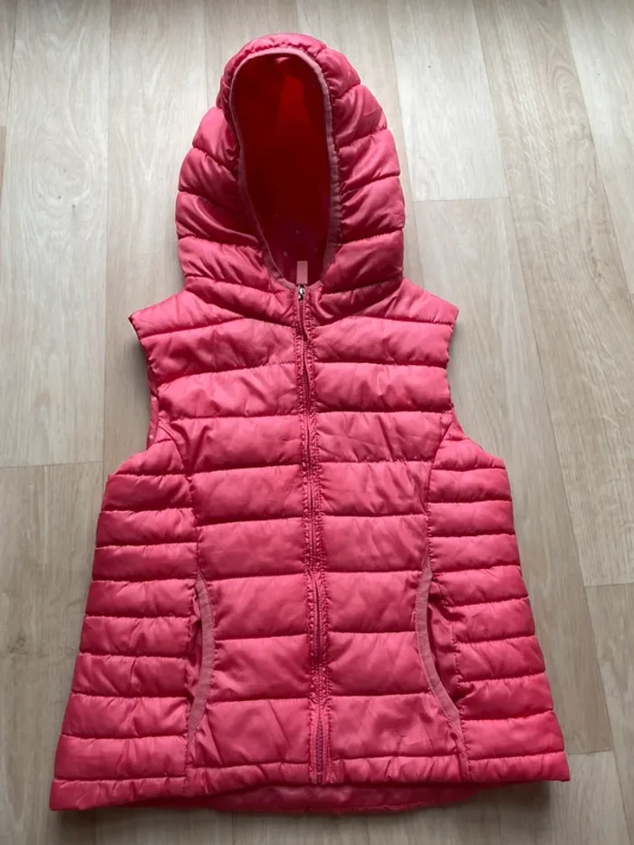 Veste sans manches fille 5/6 ans Zara