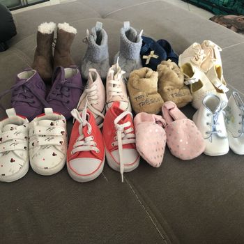 Lot de 12 paires de chaussures