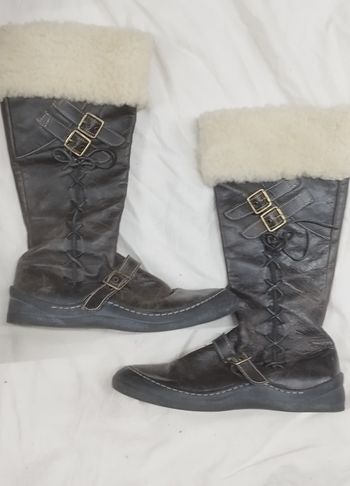 Bottes marron fourrées 36