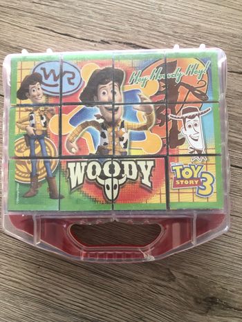 Puzzles cubes  toys storie