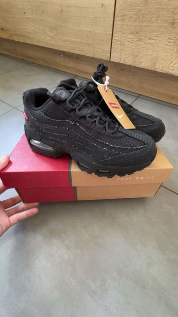 Nike air Max 95 OG x levi’s