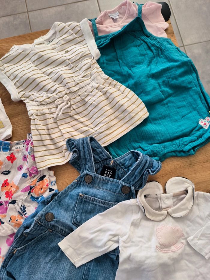 Lot vêtements bébé fille - photo numéro 4