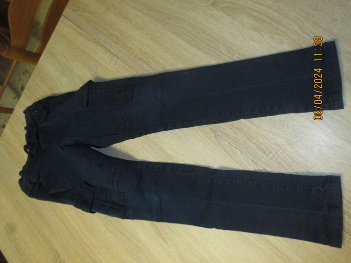 Pantalon garçon 10 ans.