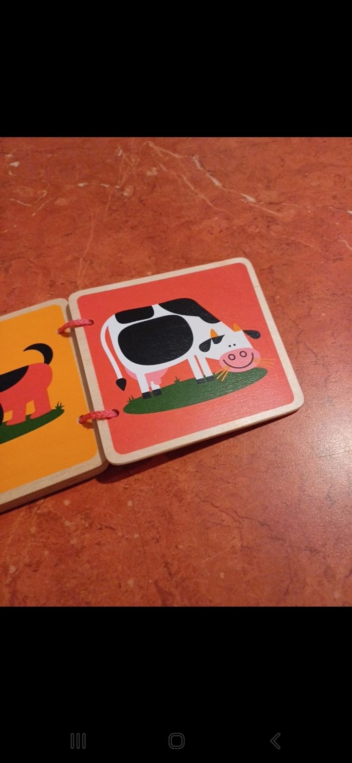 Livre en bois " A la ferme " - photo numéro 2