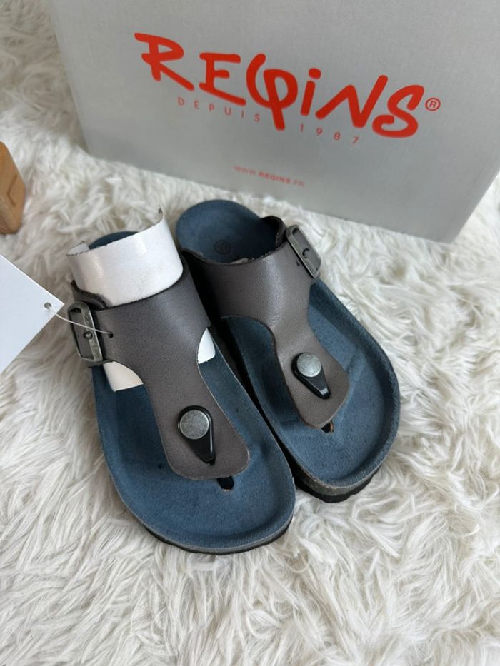 Paire de claquette Reqins taille 29 - photo numéro 2