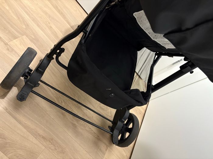 Pousette - photo numéro 5