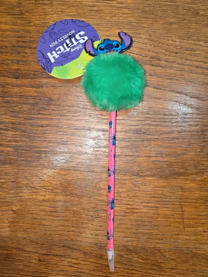 Bic pompom Stitch neuf