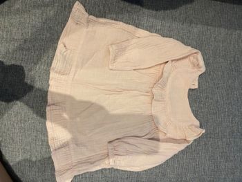 Robe légère 6 mois très bon etat