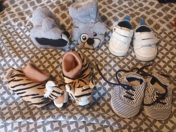 Lots chaussons chaussures