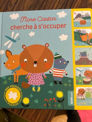 Puzzle avec histoire sous forme de livre