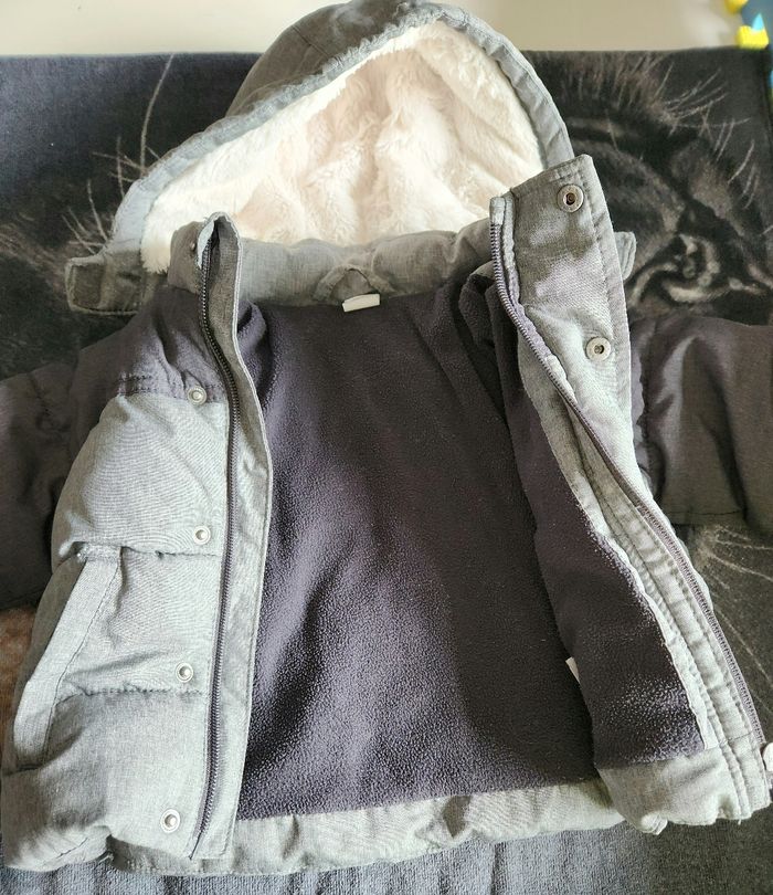 Manteau doudoune H&M avec capuche - photo numéro 2