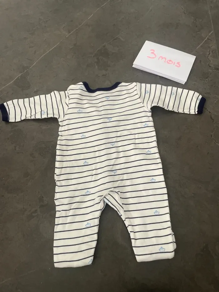 Pyjamas - photo numéro 2