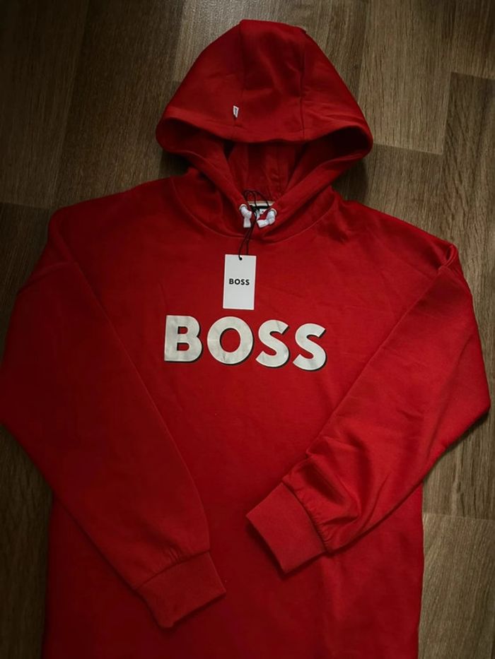 Magnifique robe pull Hugo Boss 16 ans - photo numéro 2