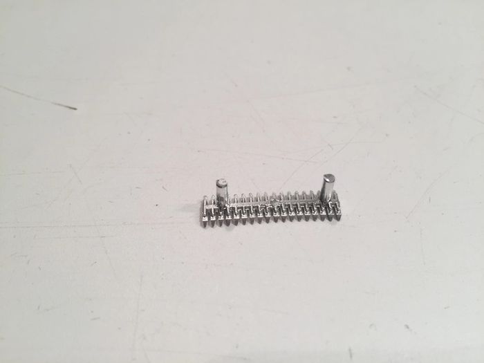 Support capot avant pièce miniature Burago Mercedes 300 SL 1954 1/18 1/18e #A1 - photo numéro 2