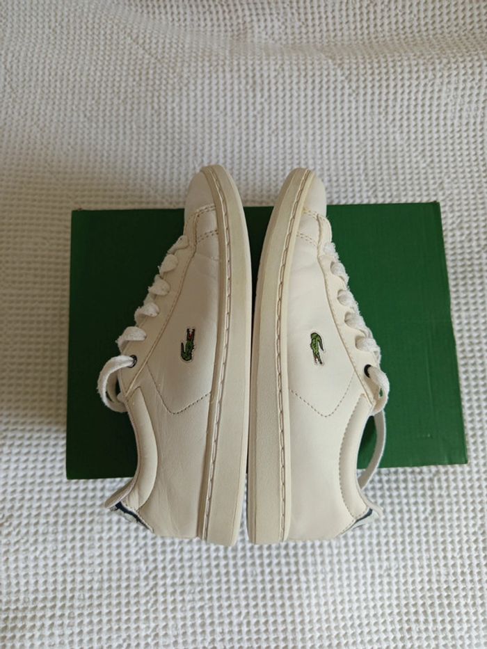 Paire de baskets / tennis Lacoste pointure 33 - photo numéro 3