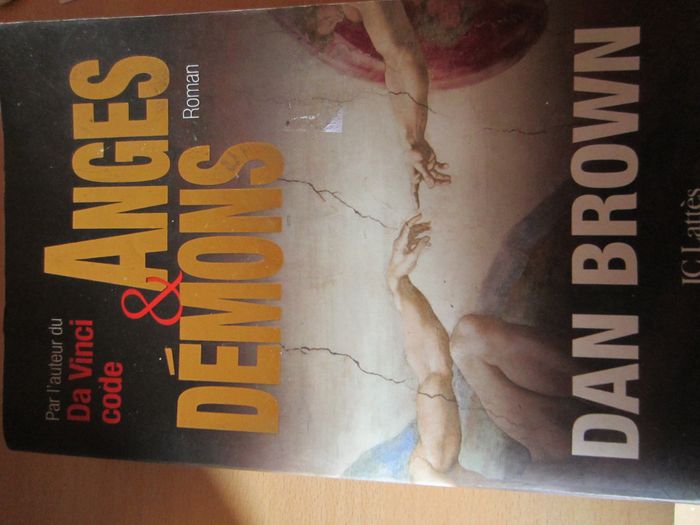 Dan Brown : Anges & Démons - photo numéro 2