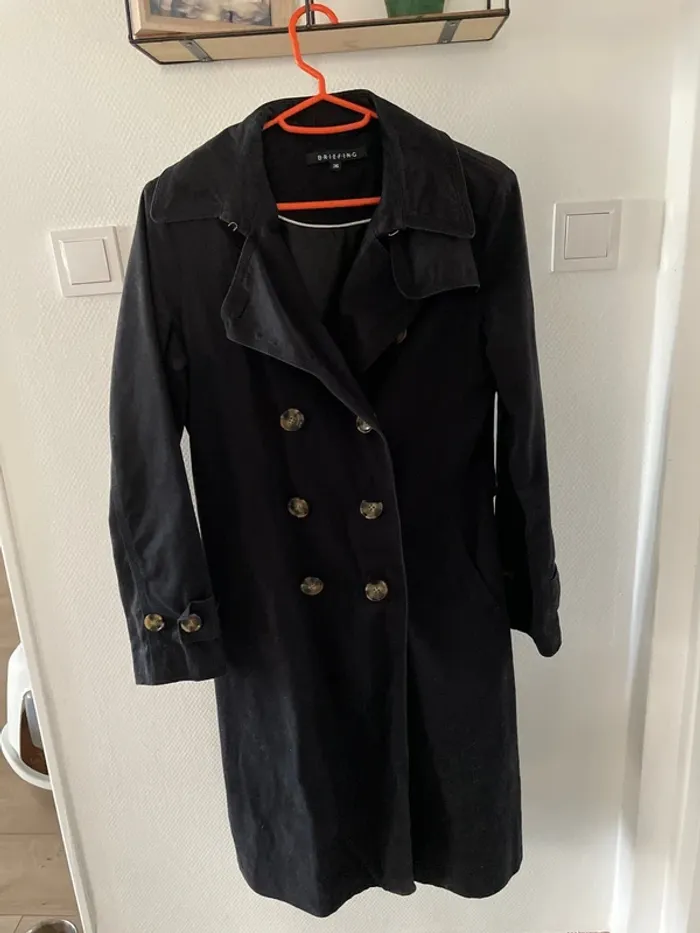 Trench noir