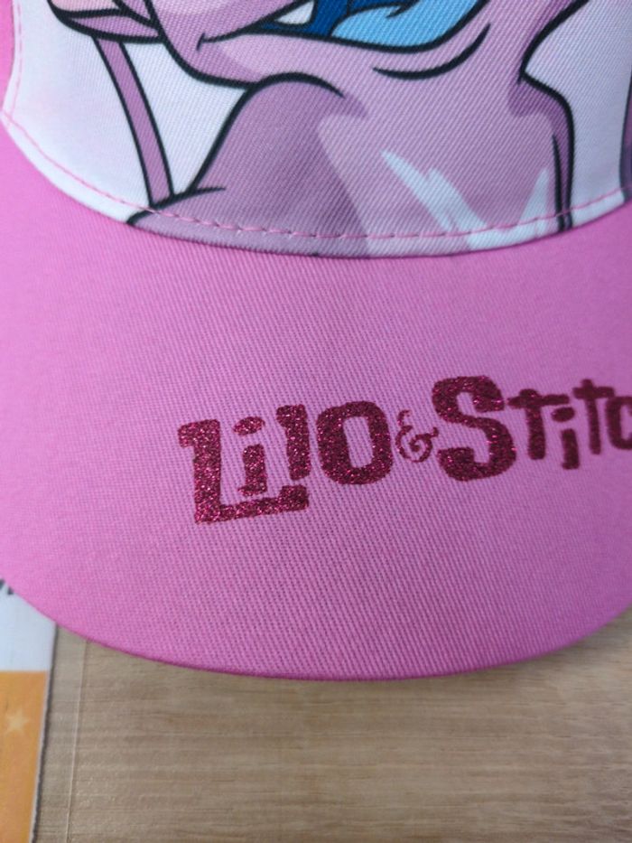 Casquette Disney stitch taille 54 - photo numéro 3