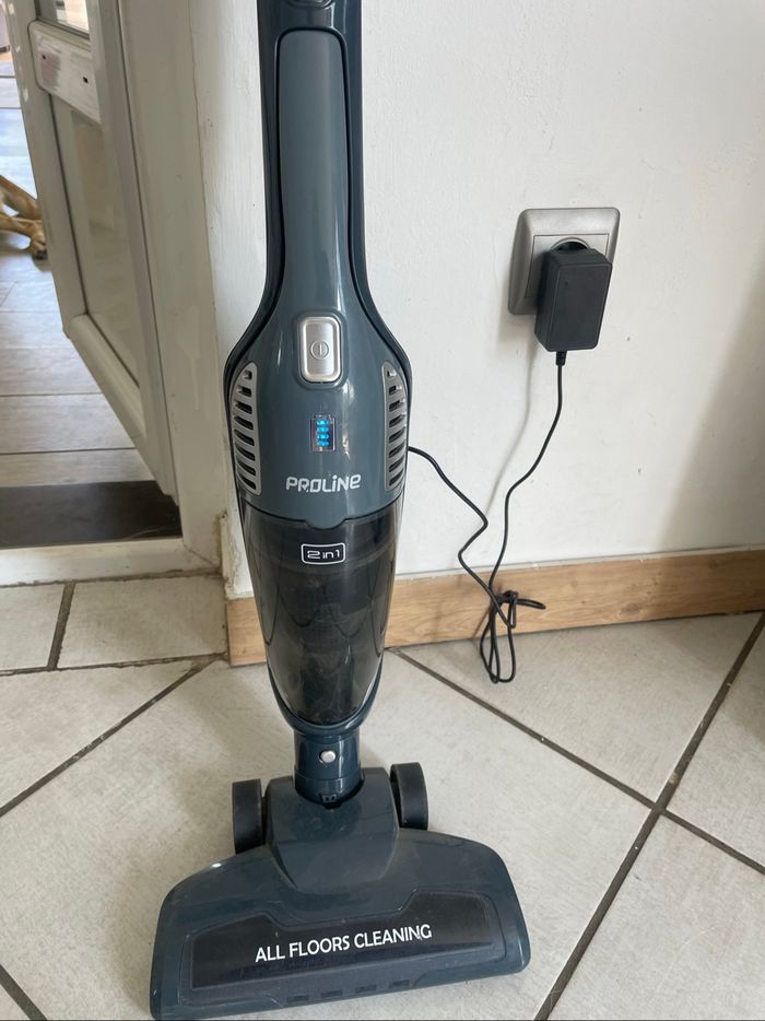 Aspirateur Proline lithium 18 v état neuf