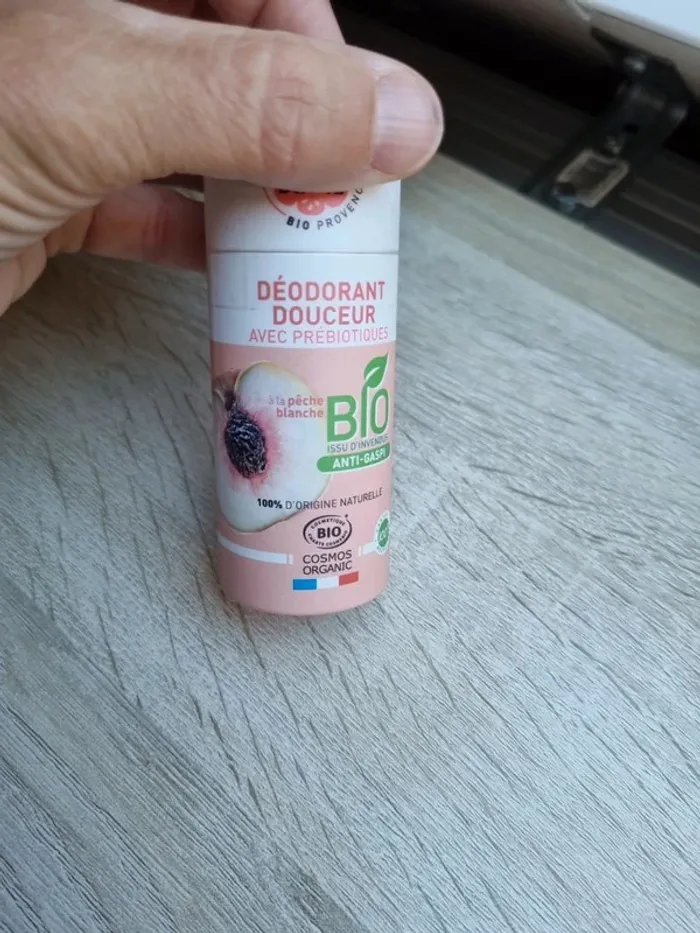 Déodorant douceur A la pêche blanche avec prébiotiques