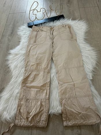 Très beau pantacourt beige 🥰taille 36 etam