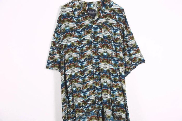 Superbe chemisette vintage 90's en viscose motif îles et mers (#240171) - photo numéro 4