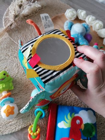 Lot jouets éveil 1er âge bébé Hochets 
