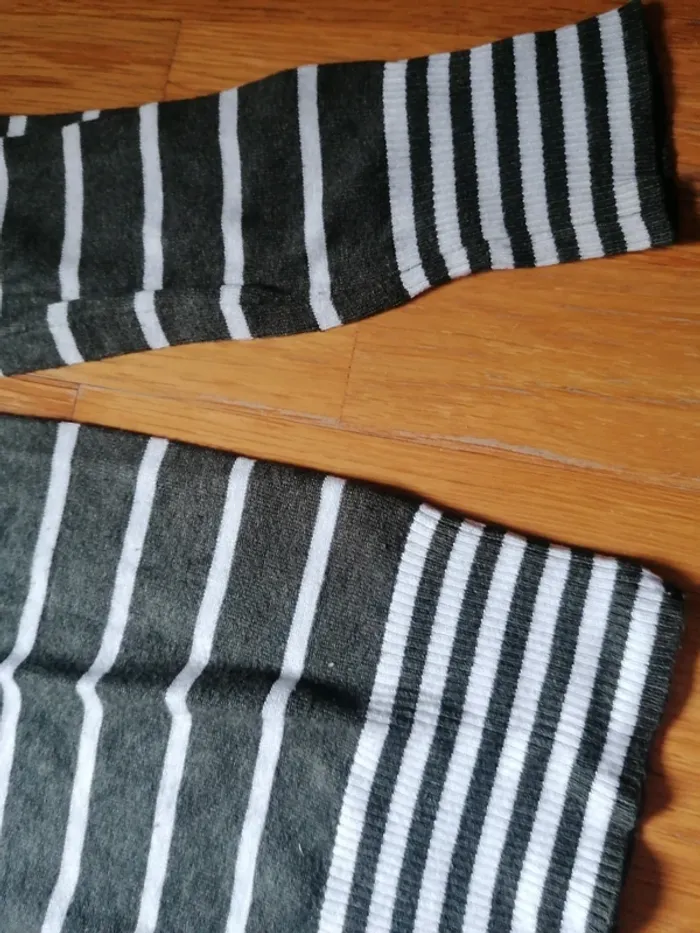 Pull rayé kaki et blanc - photo numéro 3